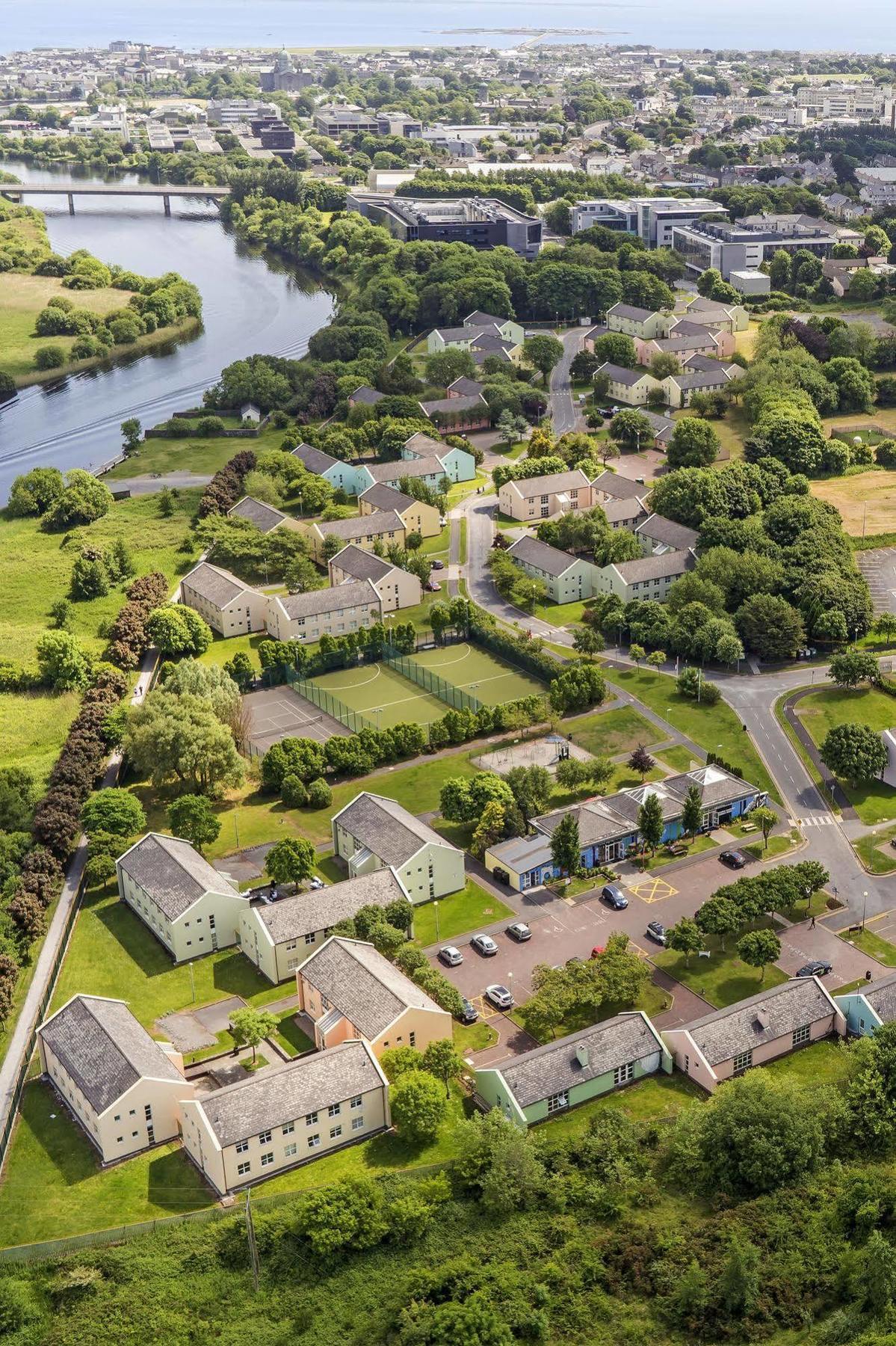 Corrib Village Rooms University Of Galway Exteriér fotografie