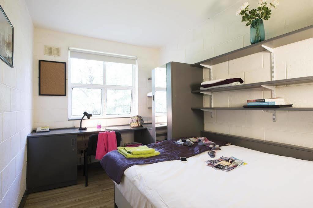 Corrib Village Rooms University Of Galway Exteriér fotografie